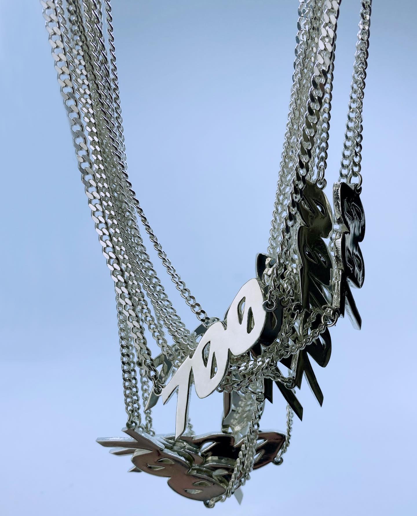 Adidas Yeezy 700 chain
